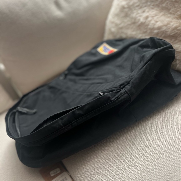 Fjallraven Vardag 25 black backpack - NWT - Picture 4 of 9